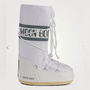 *NEW* White Moon Boot Icon Nylon Tall Boots